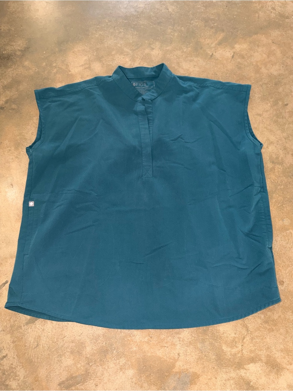 Figs Women's Teal Sleeveless Tunic Top